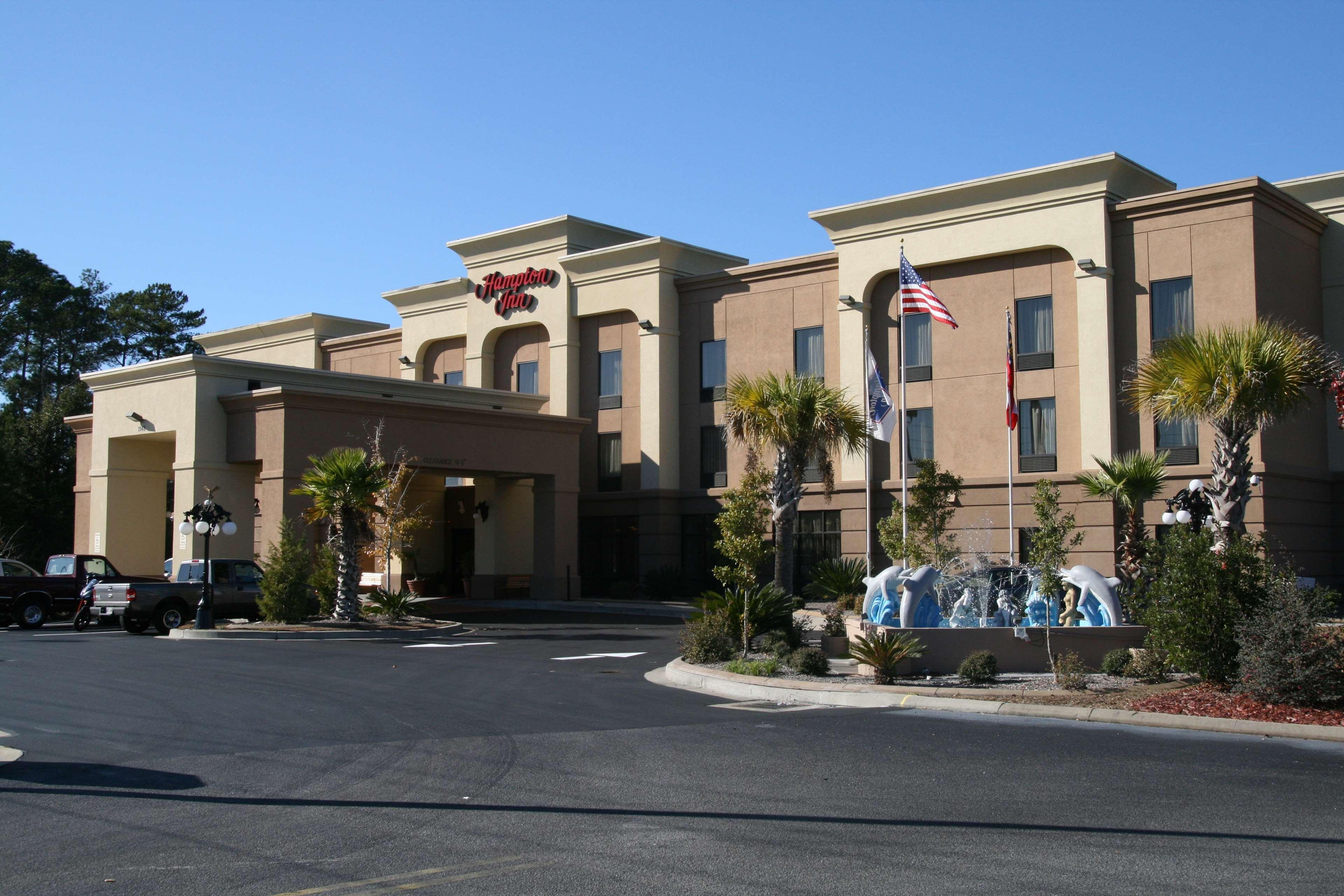 Hampton Inn Hinesville Bagian luar foto