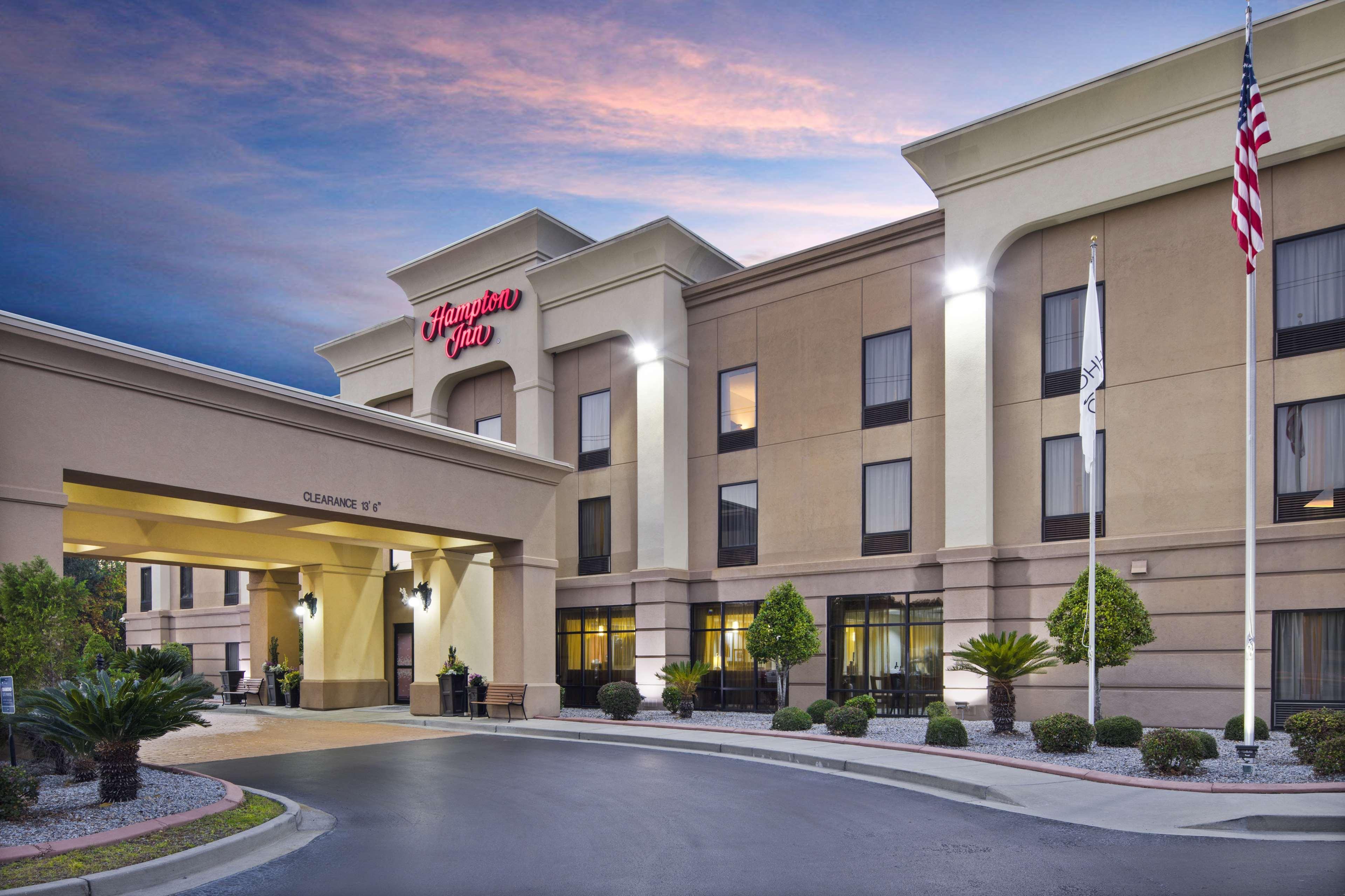 Hampton Inn Hinesville Bagian luar foto