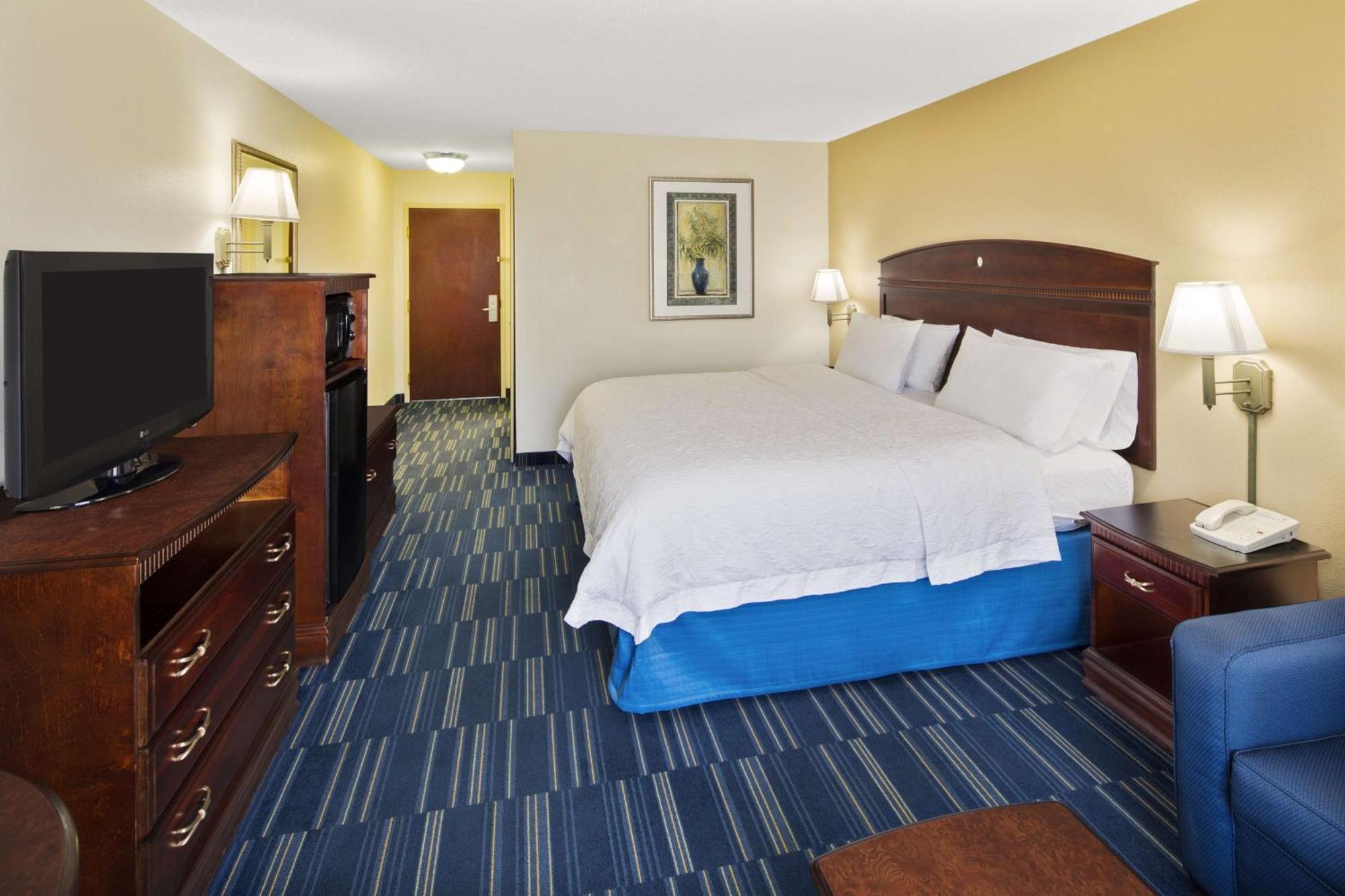 Hampton Inn Hinesville Bagian luar foto
