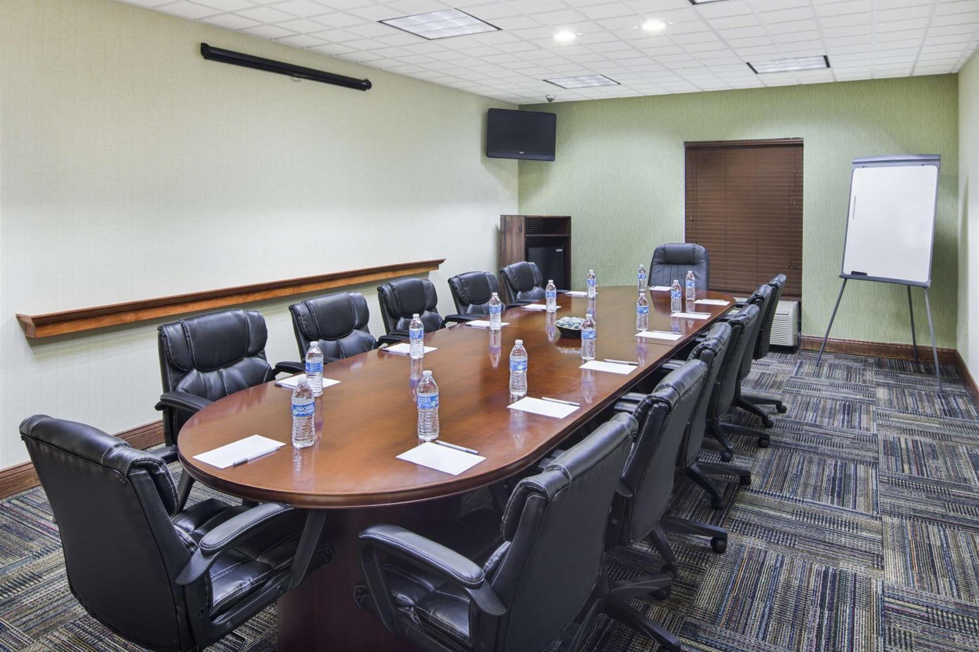 Hampton Inn Hinesville Bagian luar foto