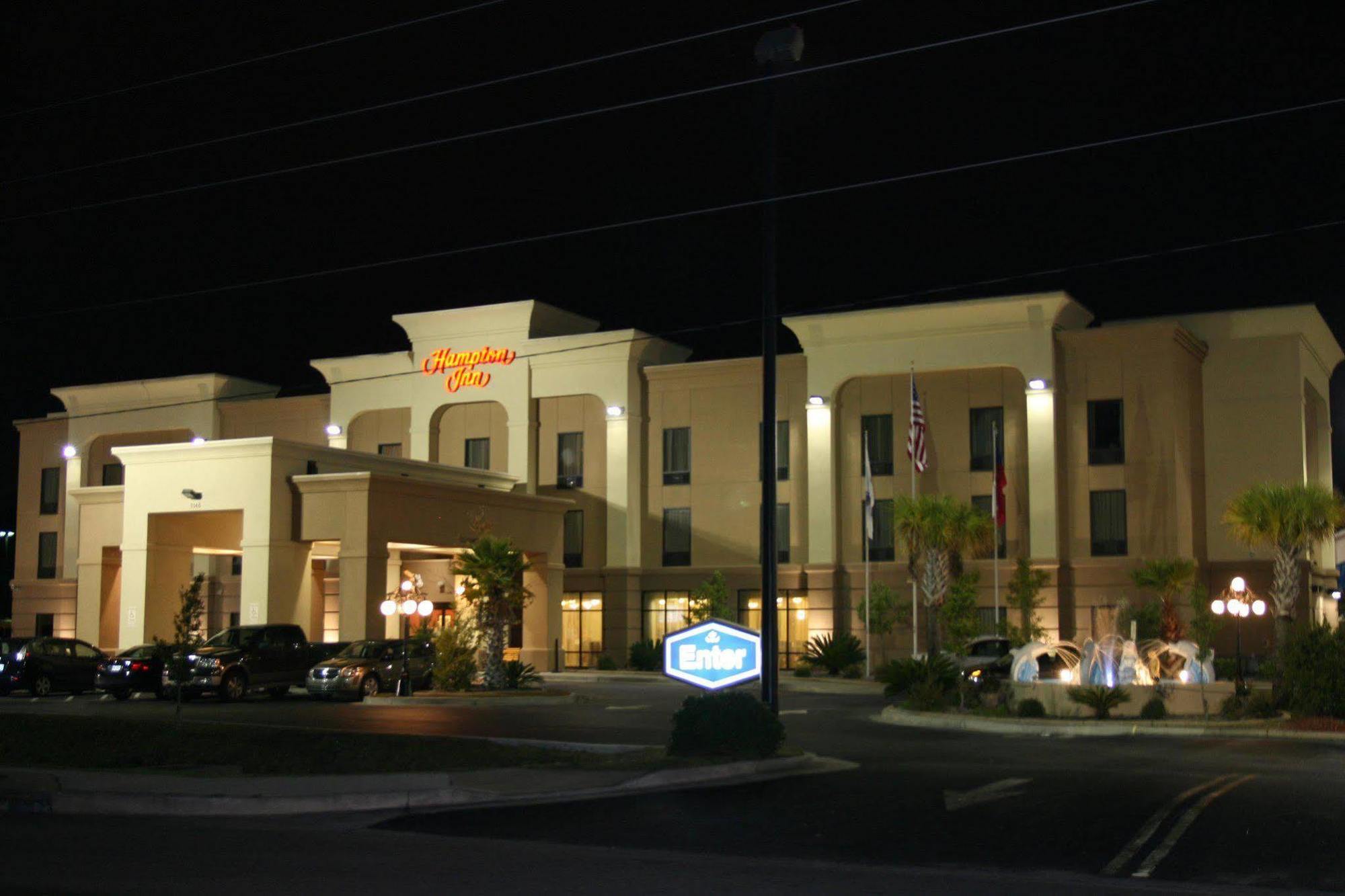 Hampton Inn Hinesville Bagian luar foto